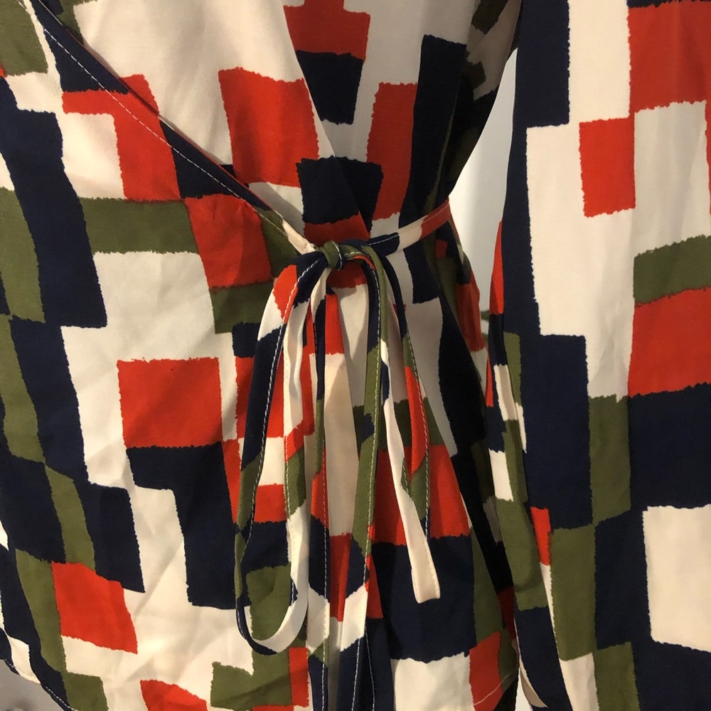 Color block blouse - Picture 3 of 3